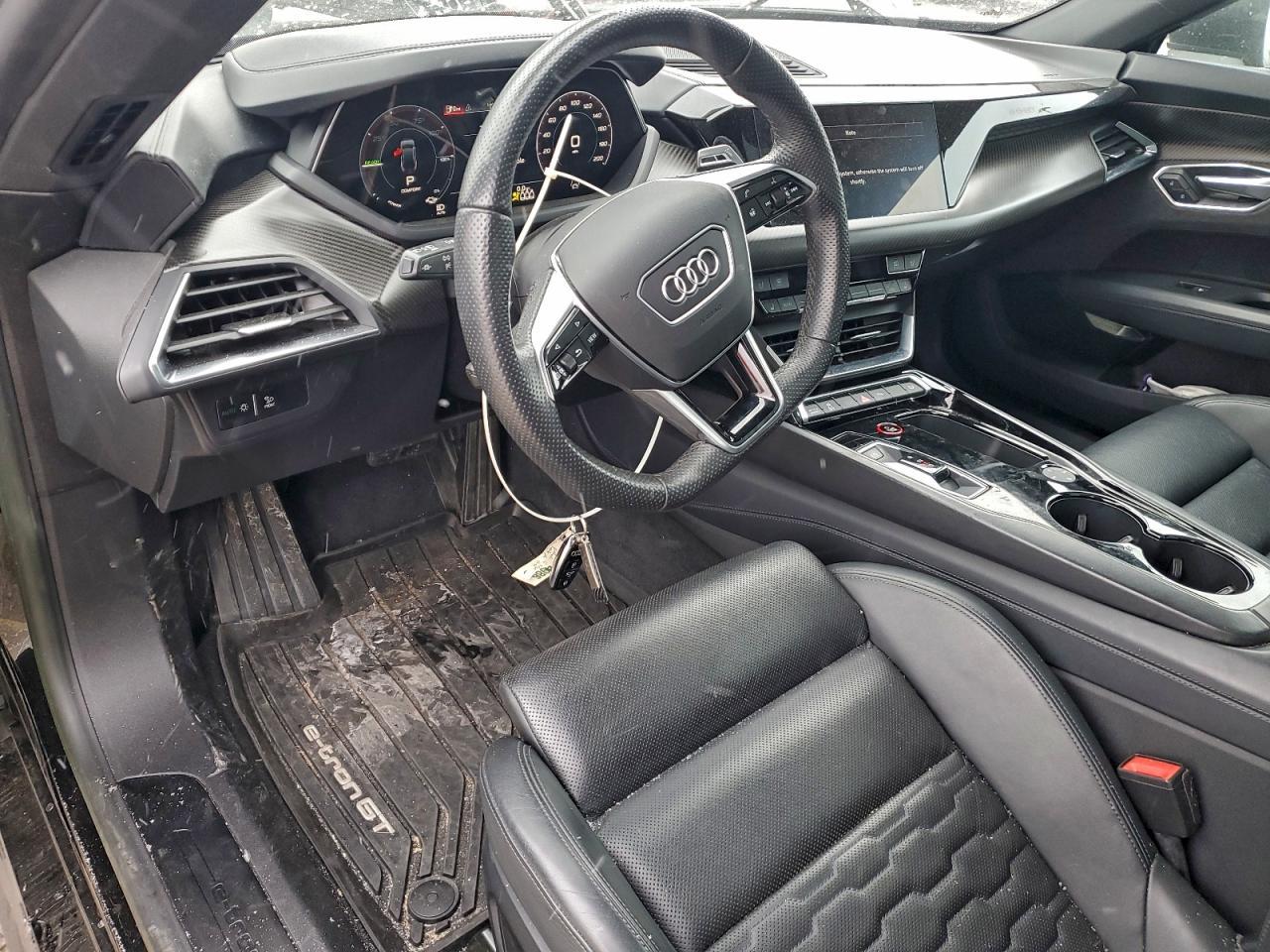 2023 AUDI e-tron GT