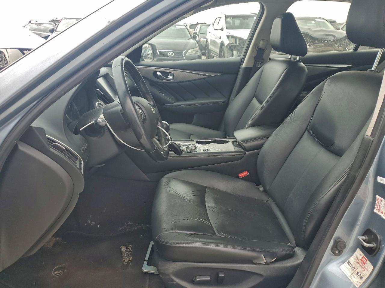 2016 INFINITI Q50