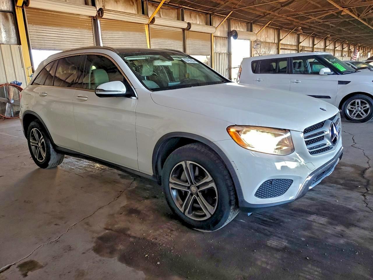 2016 MERCEDES-BENZ GLC-Class