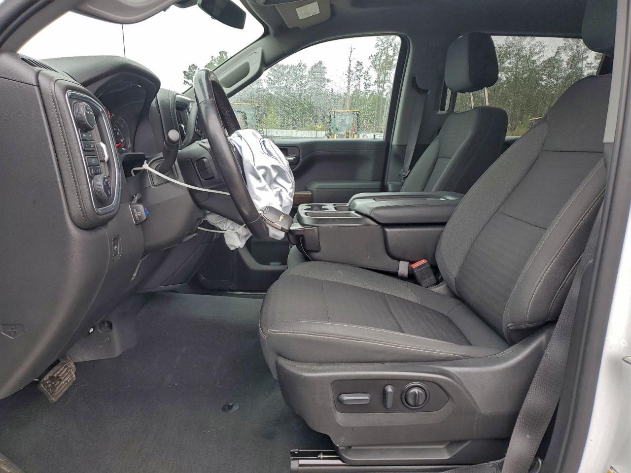 2022 CHEVROLET Silverado