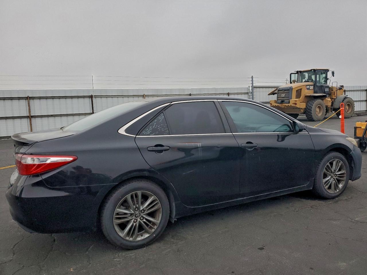 2015 TOYOTA CAMRY