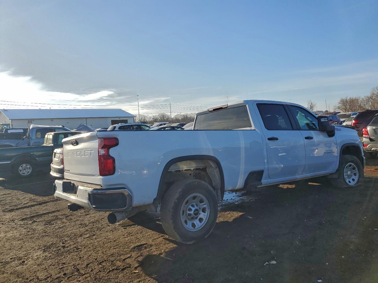 2025 CHEVROLET Silverado