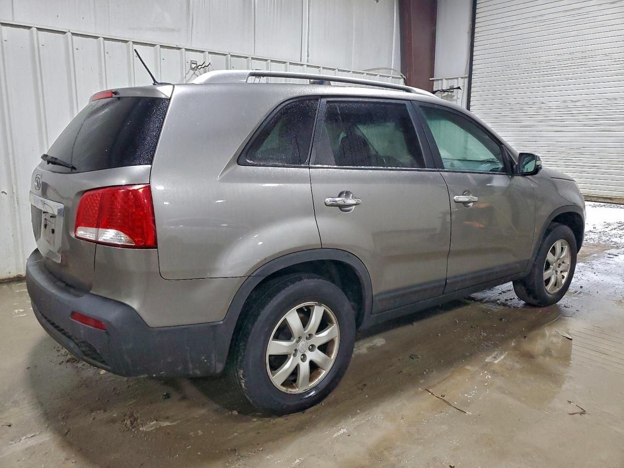 2011 KIA SORENTO