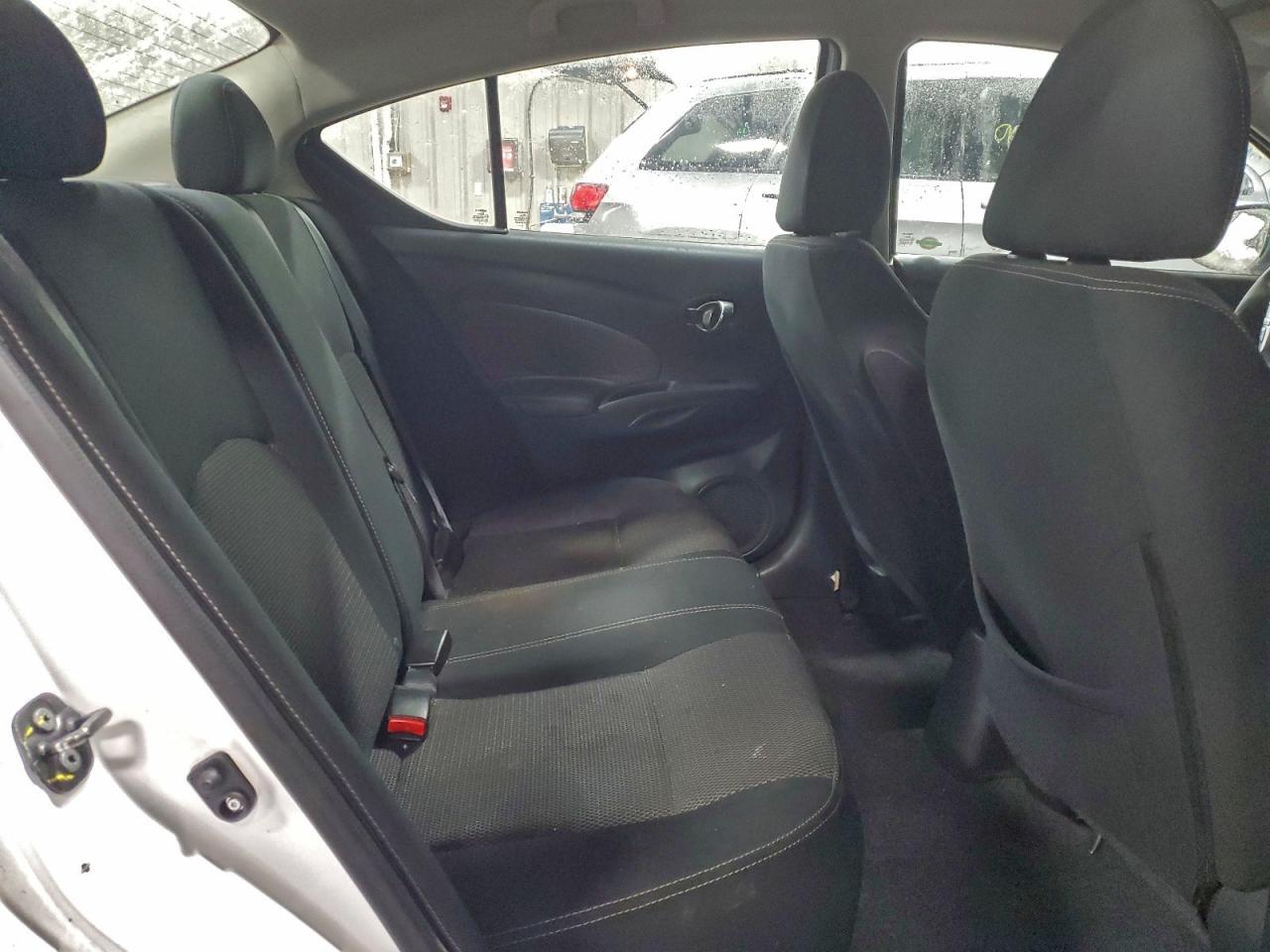 2016 NISSAN VERSA