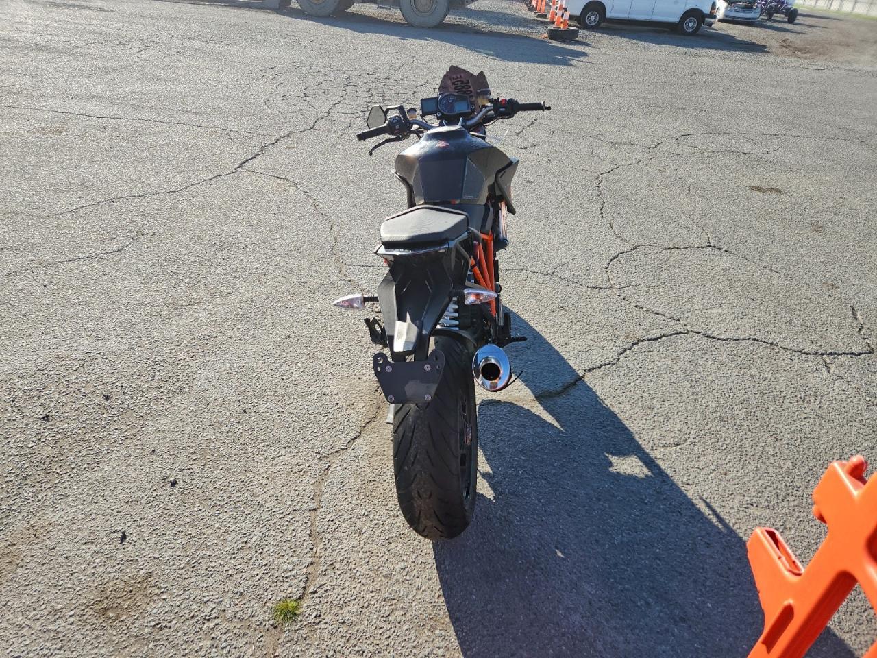 2015 KTM 1290