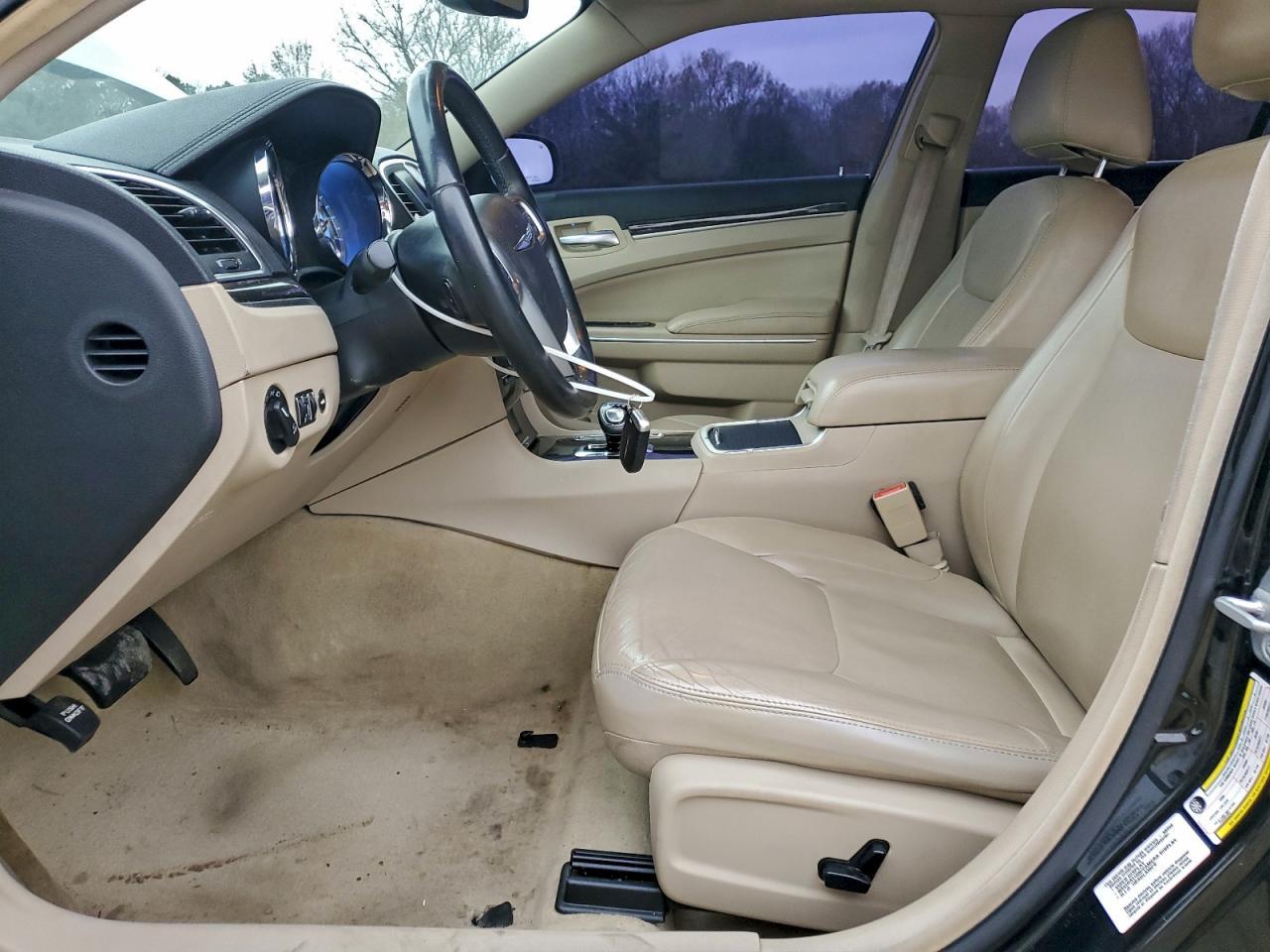 2013 CHRYSLER 300