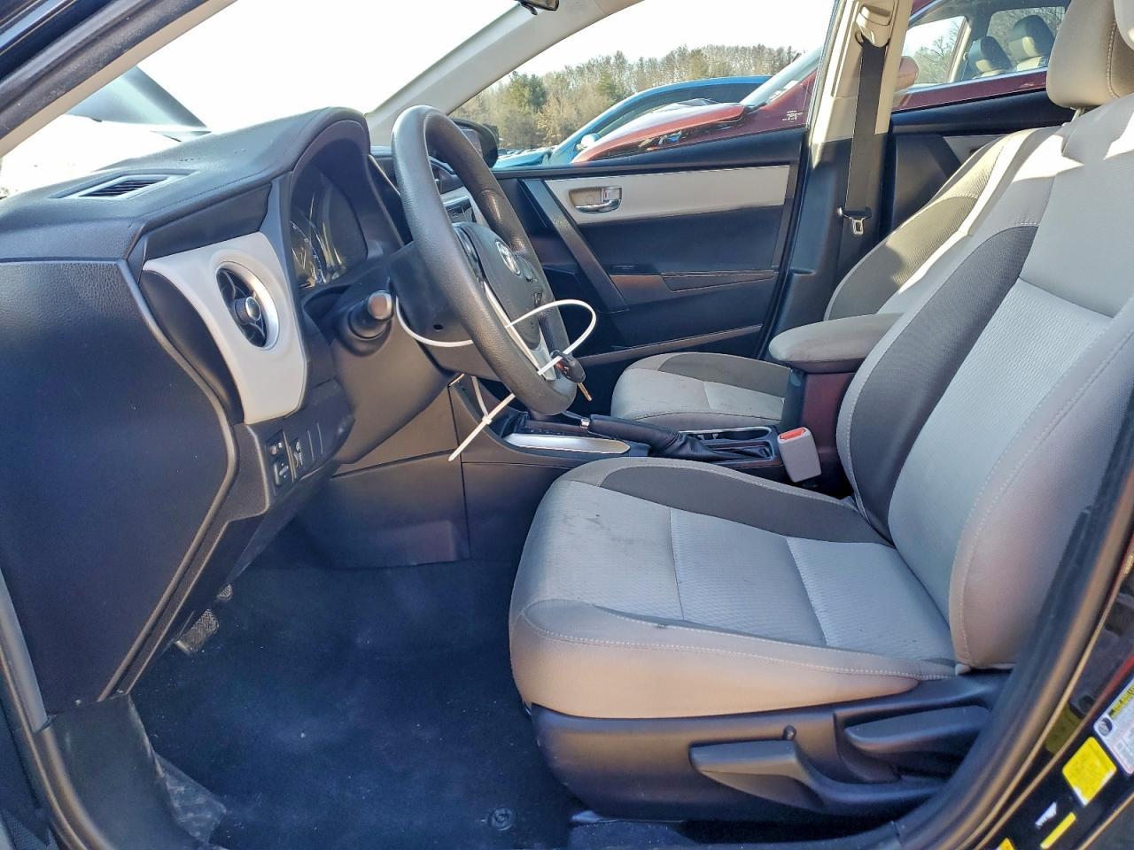 2019 TOYOTA COROLLA