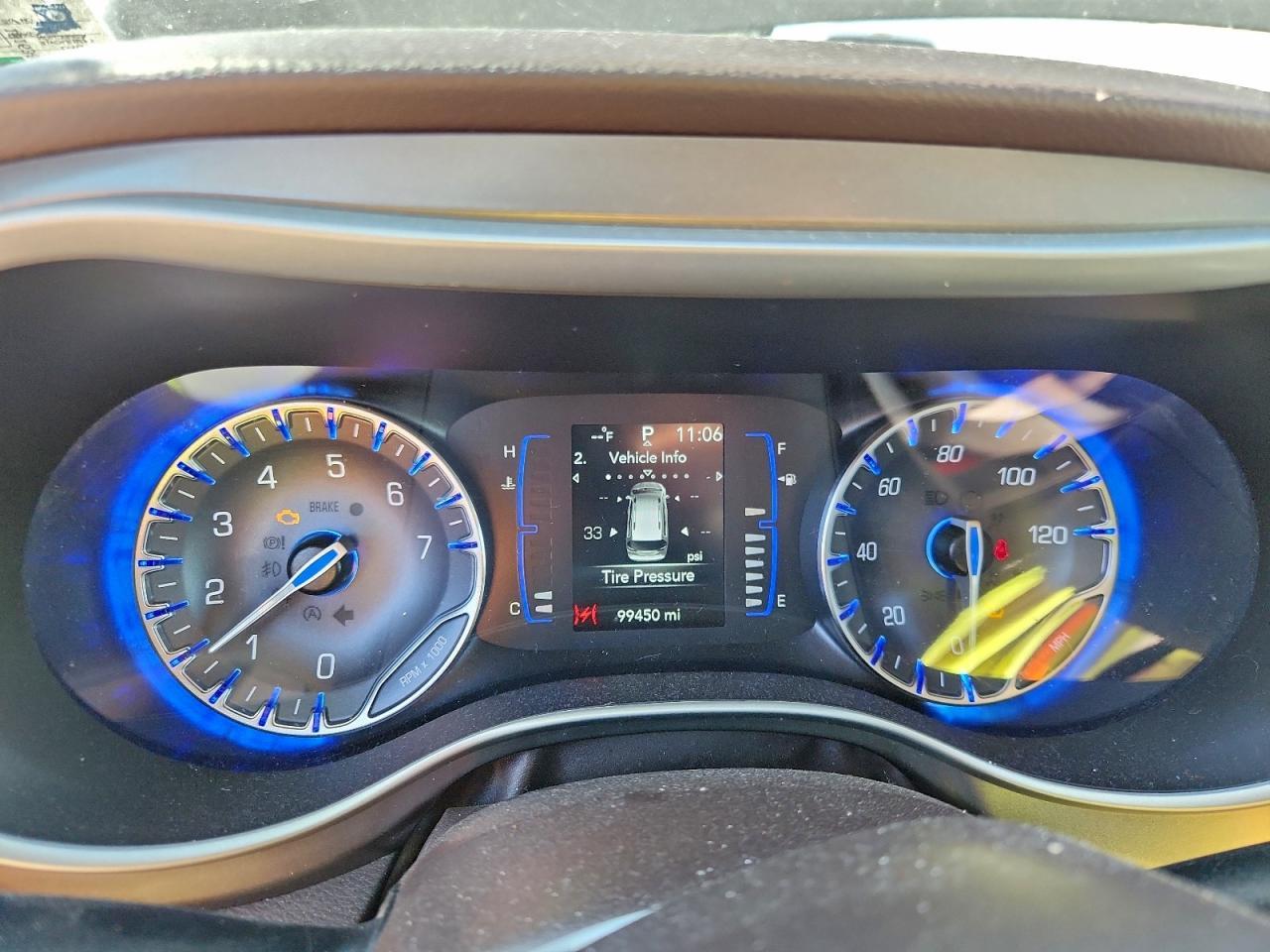 2021 CHRYSLER Voyager
