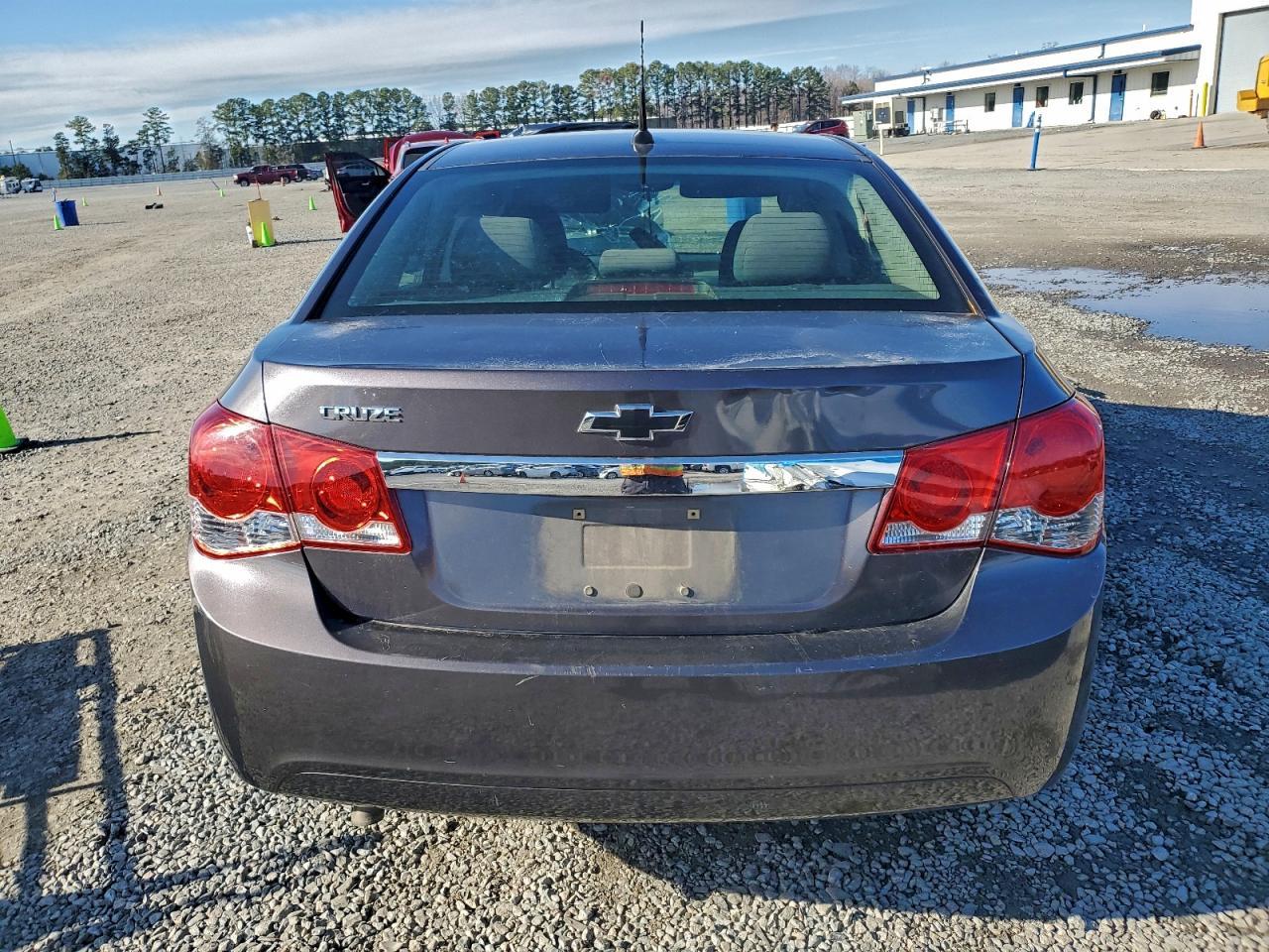 2011 CHEVROLET CRUZE