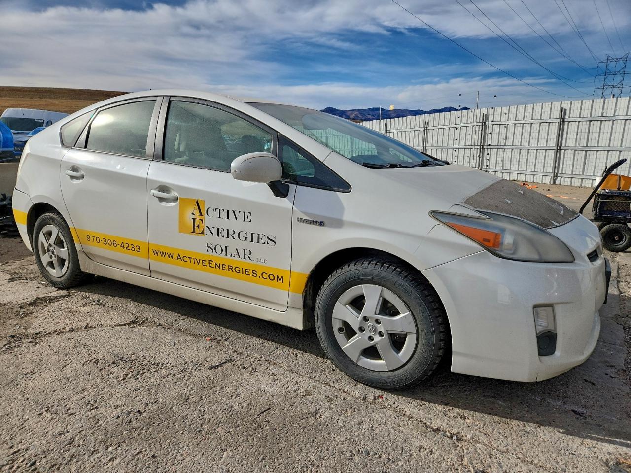 2011 TOYOTA PRIUS