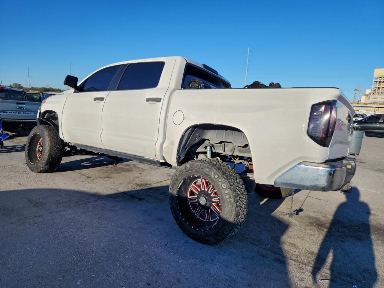 2016 TOYOTA TUNDRA