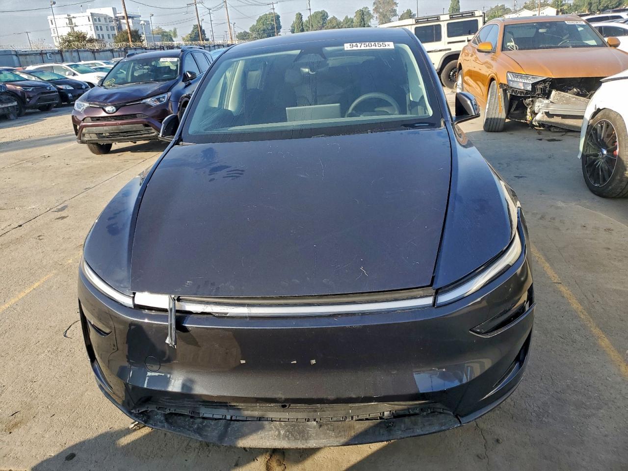 2026 TESLA MODEL Y