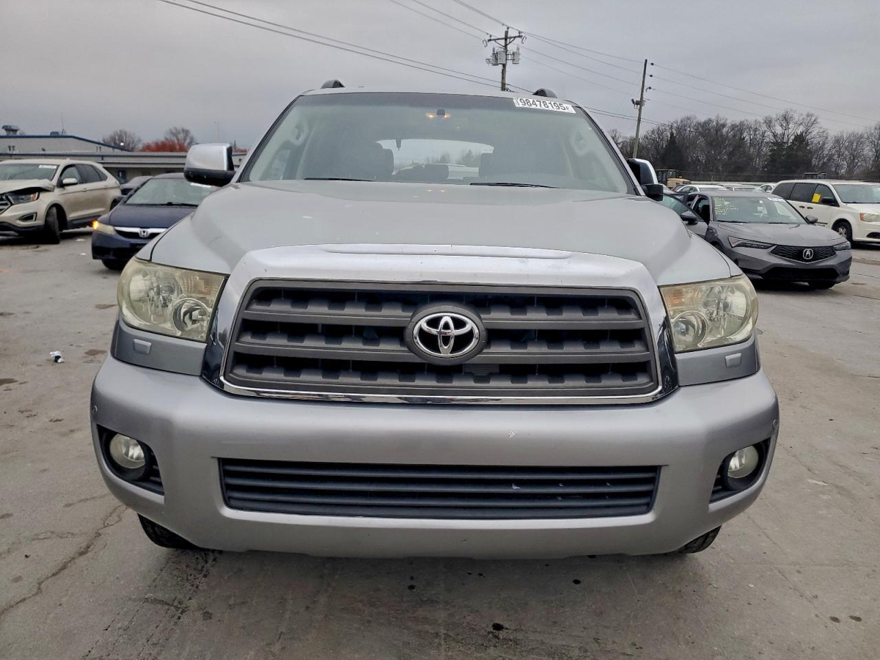 2011 TOYOTA Sequoia