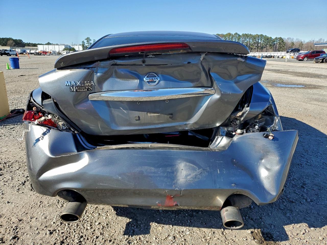 2014 NISSAN Maxima