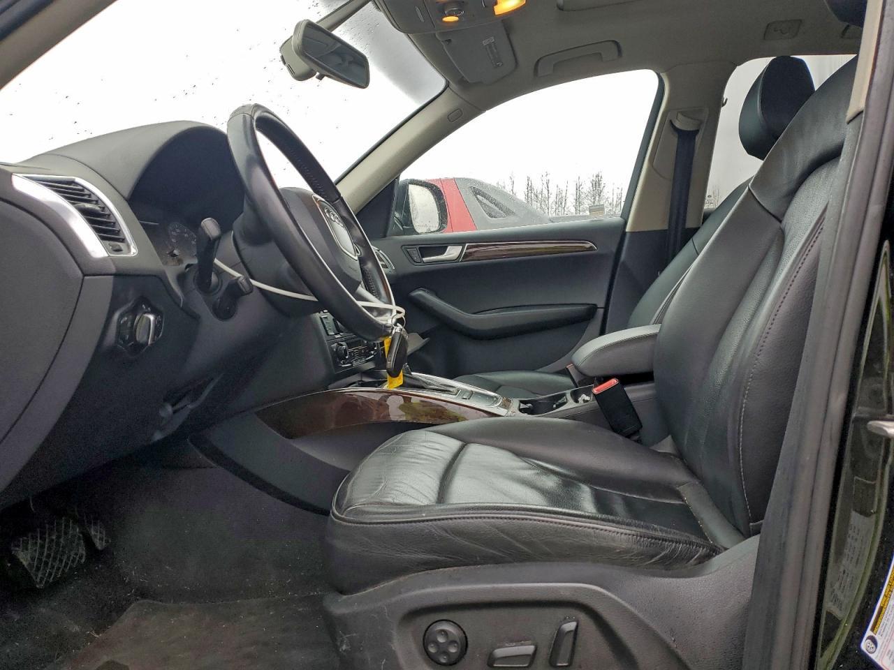 2012 AUDI Q5