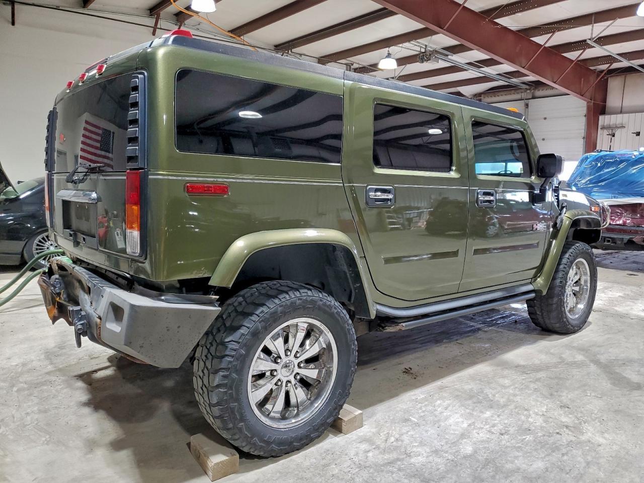 2004 HUMMER H2