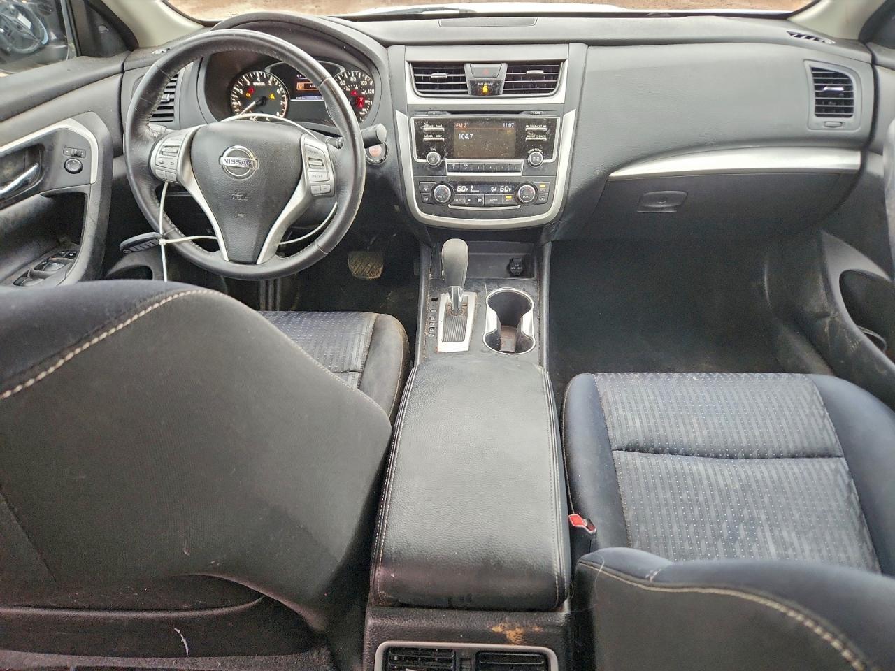 2017 NISSAN ALTIMA