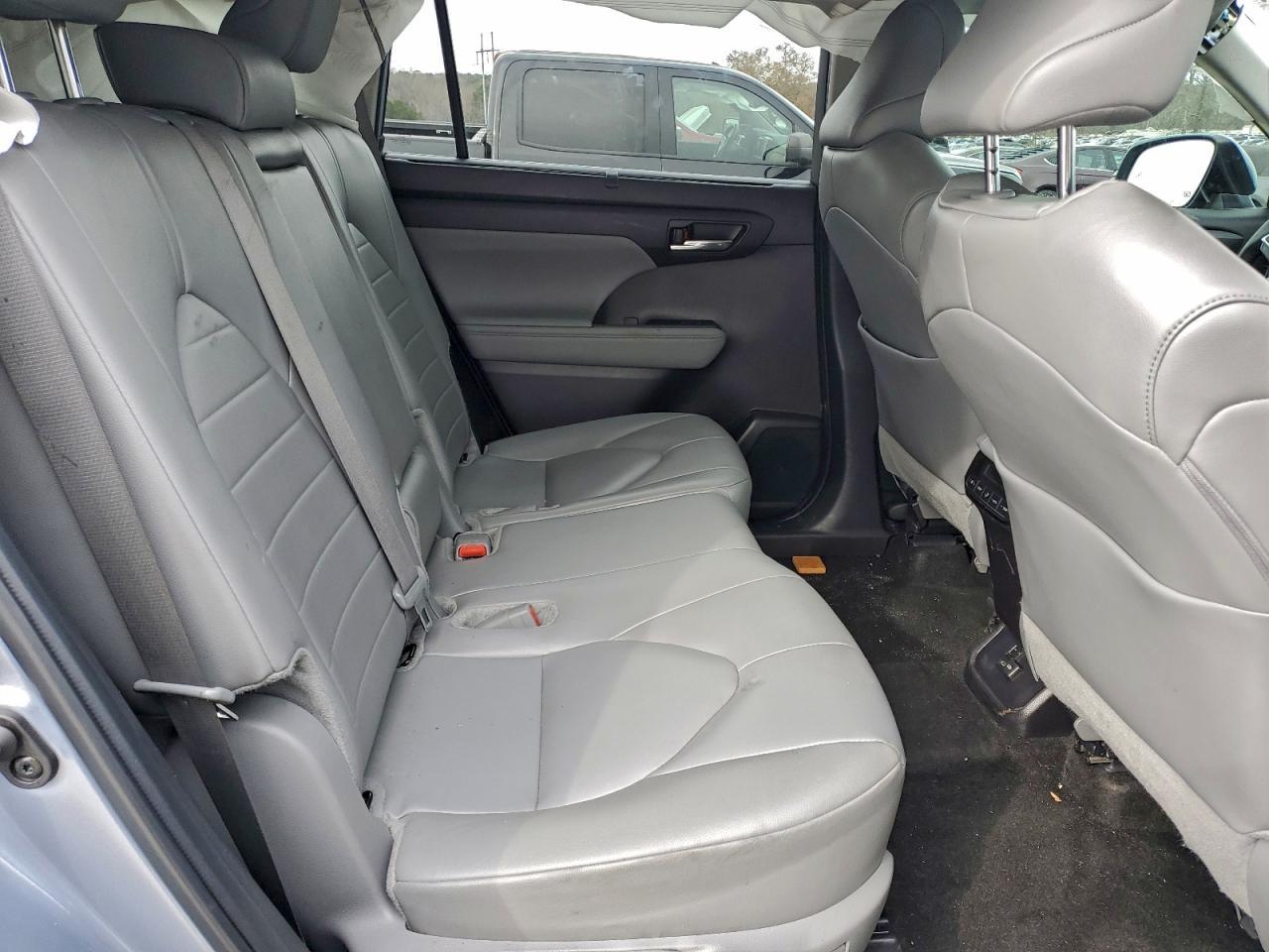 2024 TOYOTA HIGHLANDER