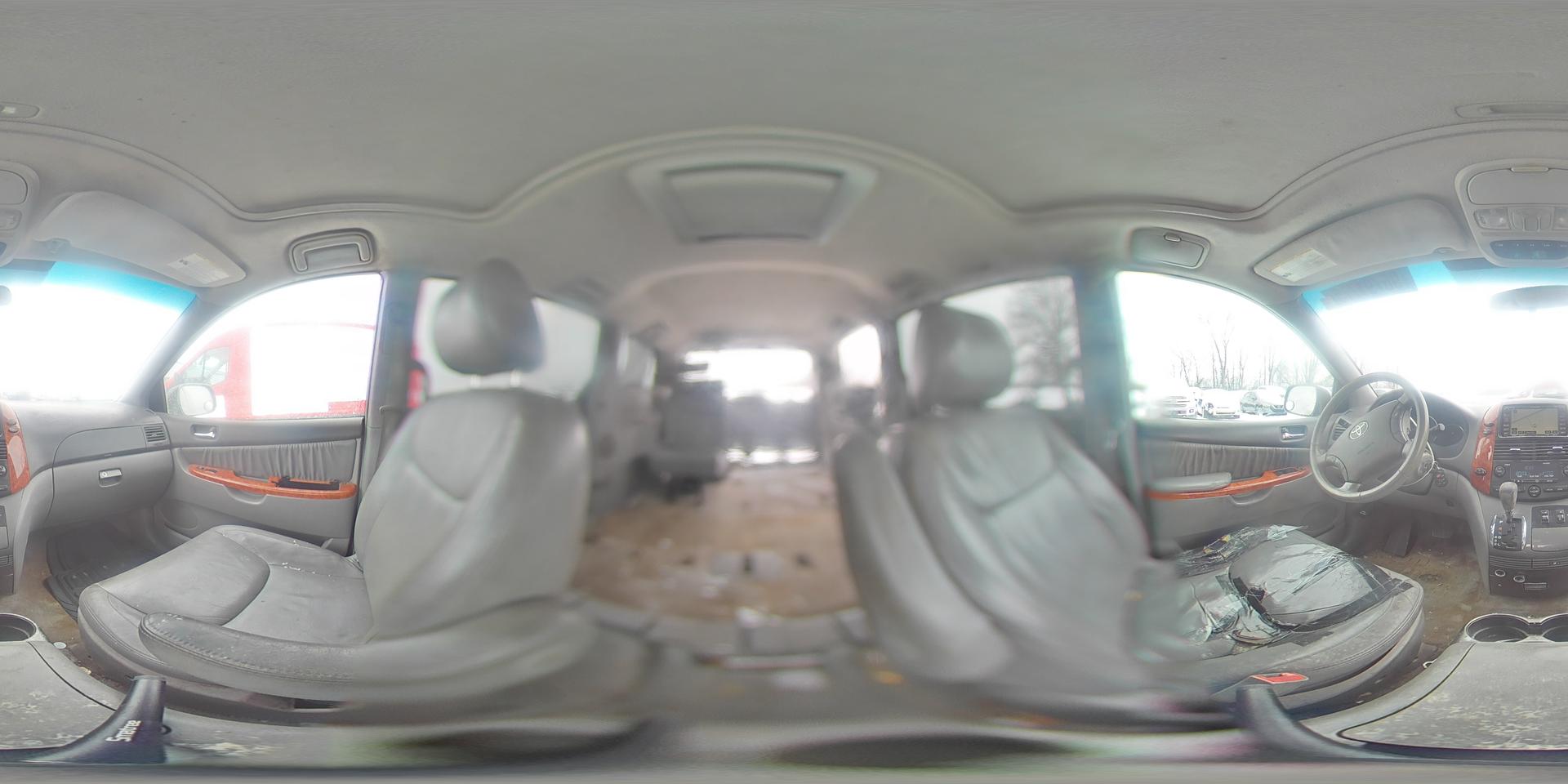 2009 TOYOTA SIENNA