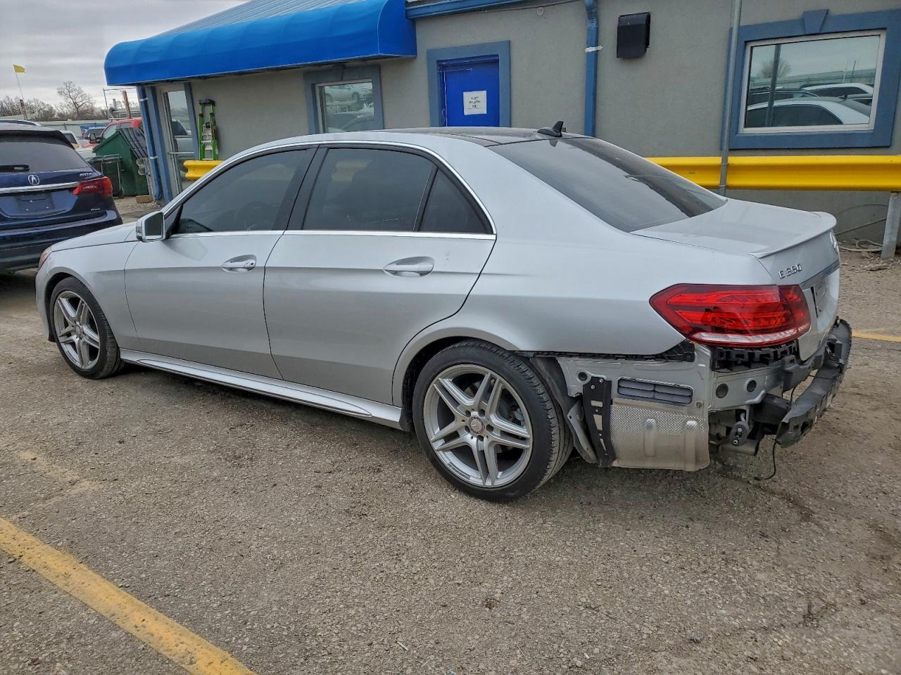 2014 MERCEDES-BENZ E-Class
