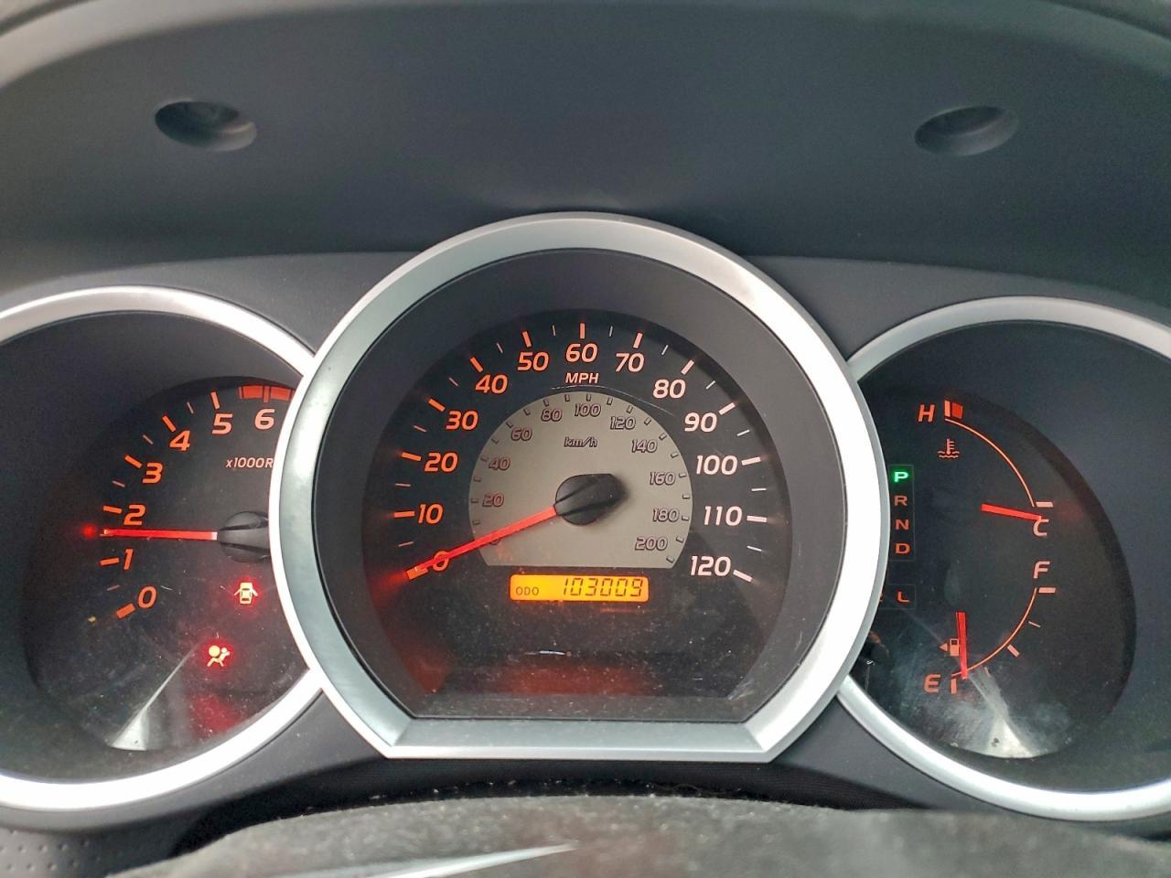 2010 TOYOTA TACOMA