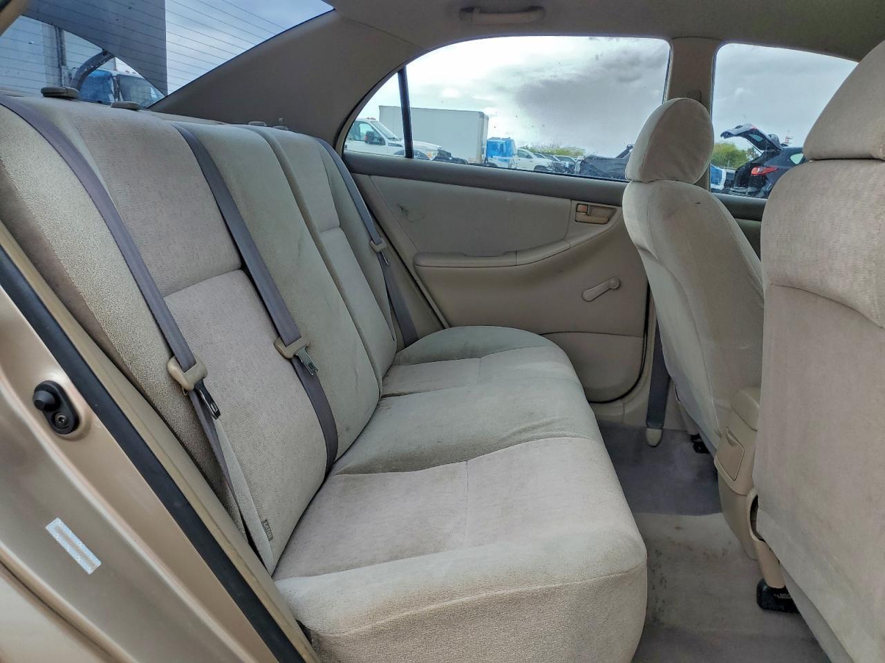 2004 TOYOTA COROLLA