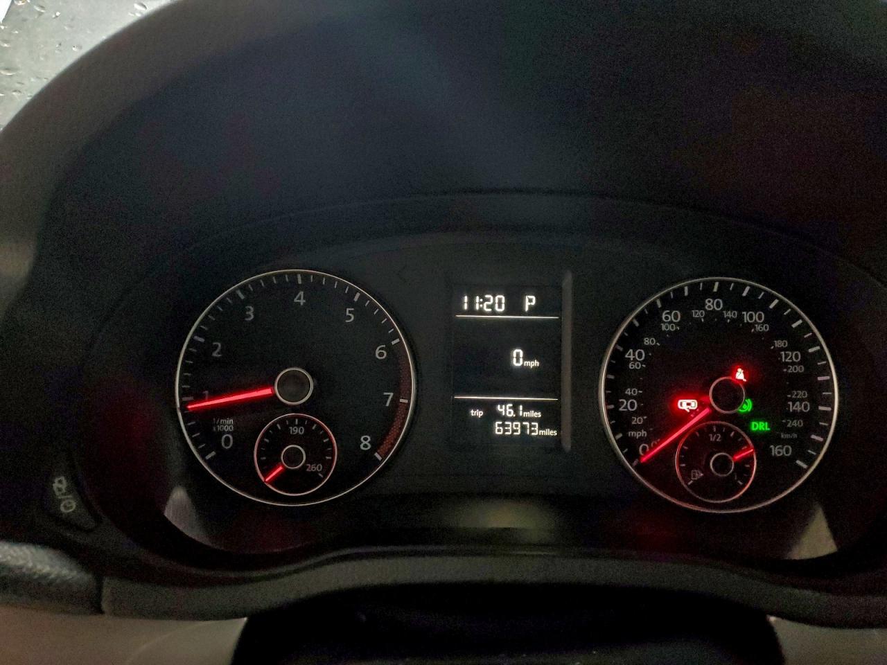 2015 VOLKSWAGEN Passat
