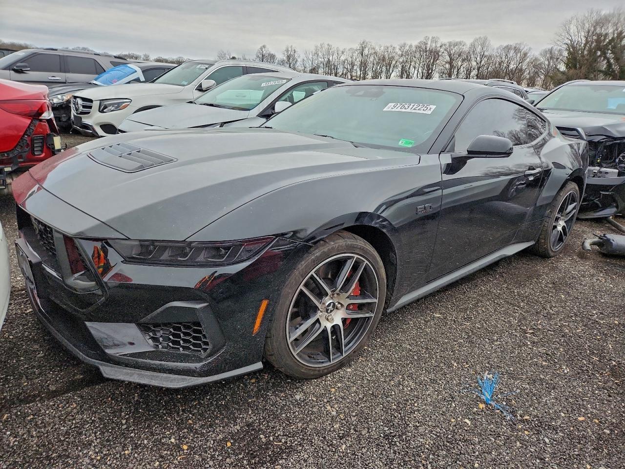 2025 FORD MUSTANG