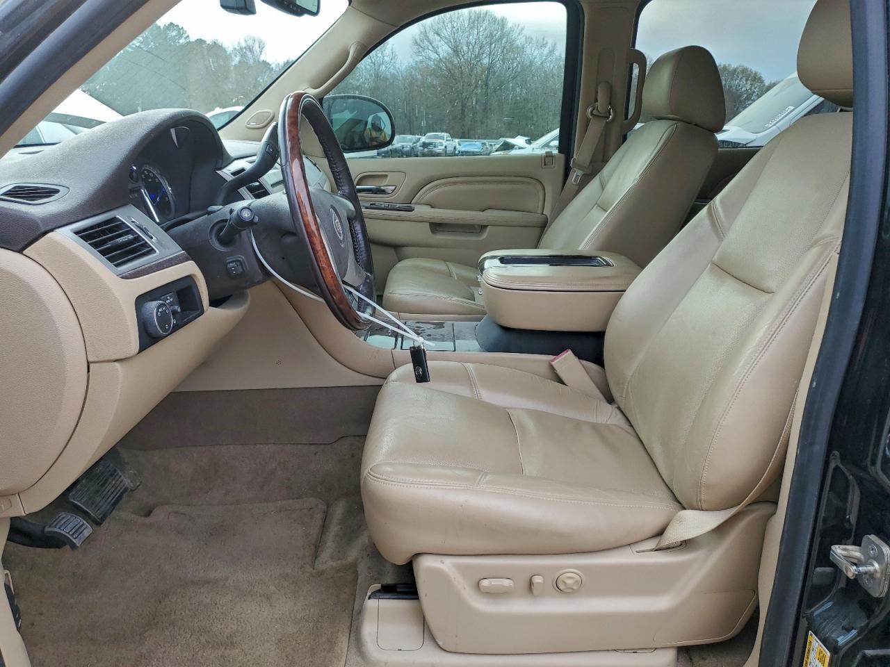 2014 CADILLAC Escalade ESV