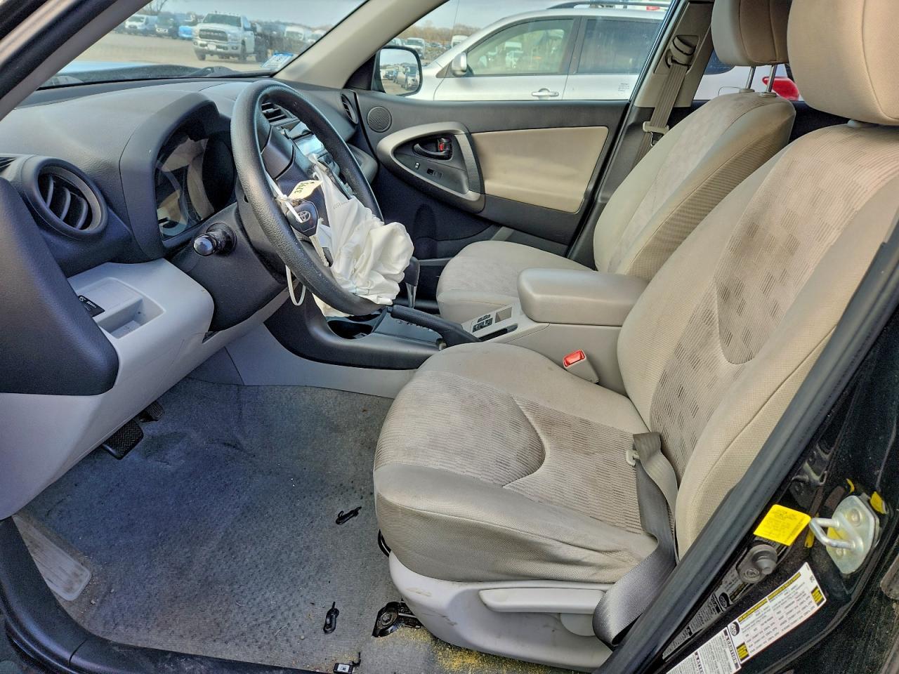 2011 TOYOTA RAV4