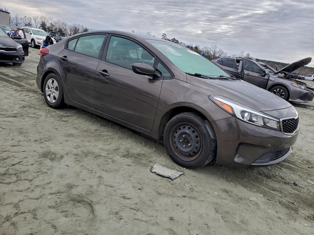 2017 KIA FORTE