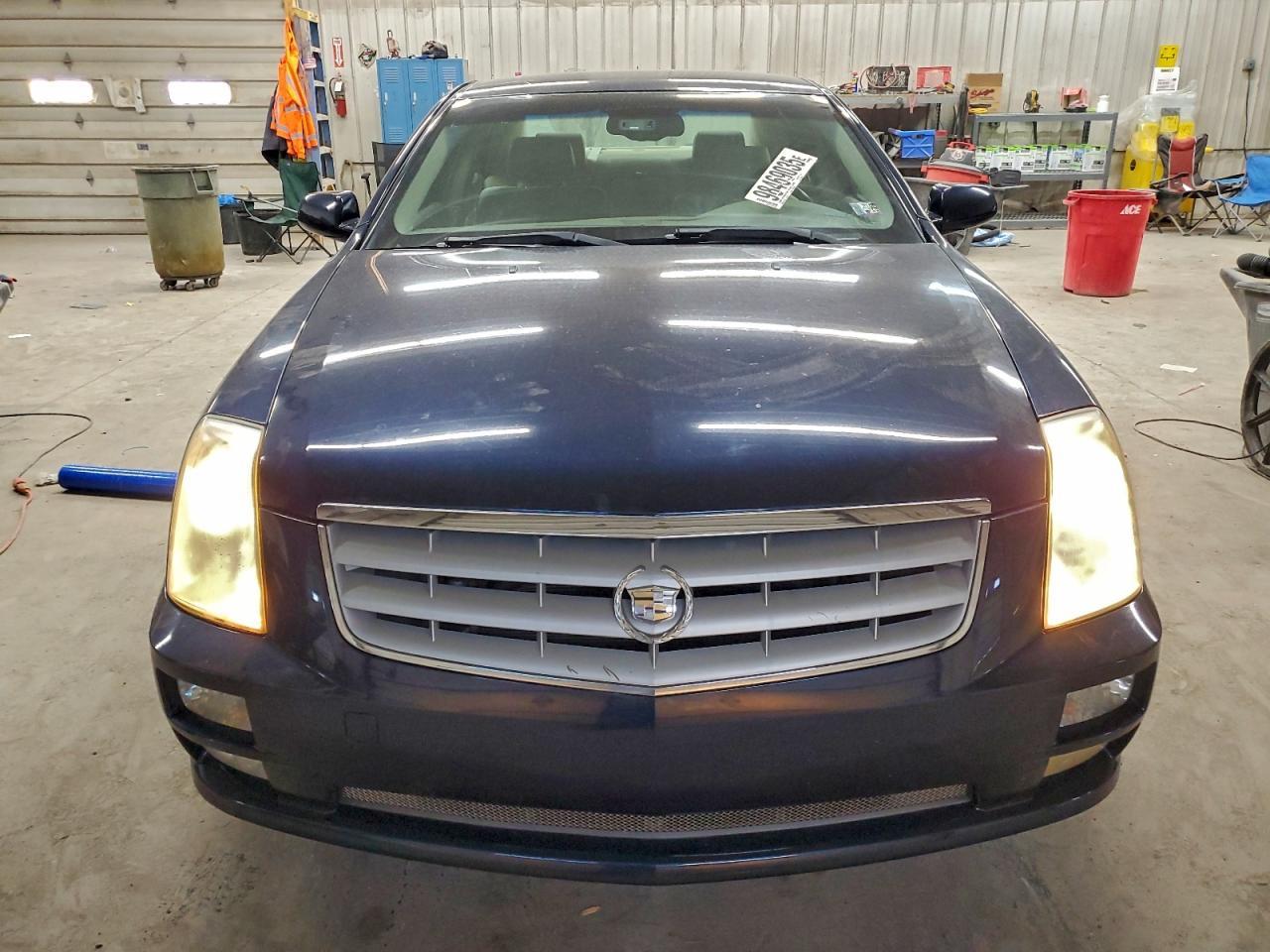 2005 CADILLAC STS
