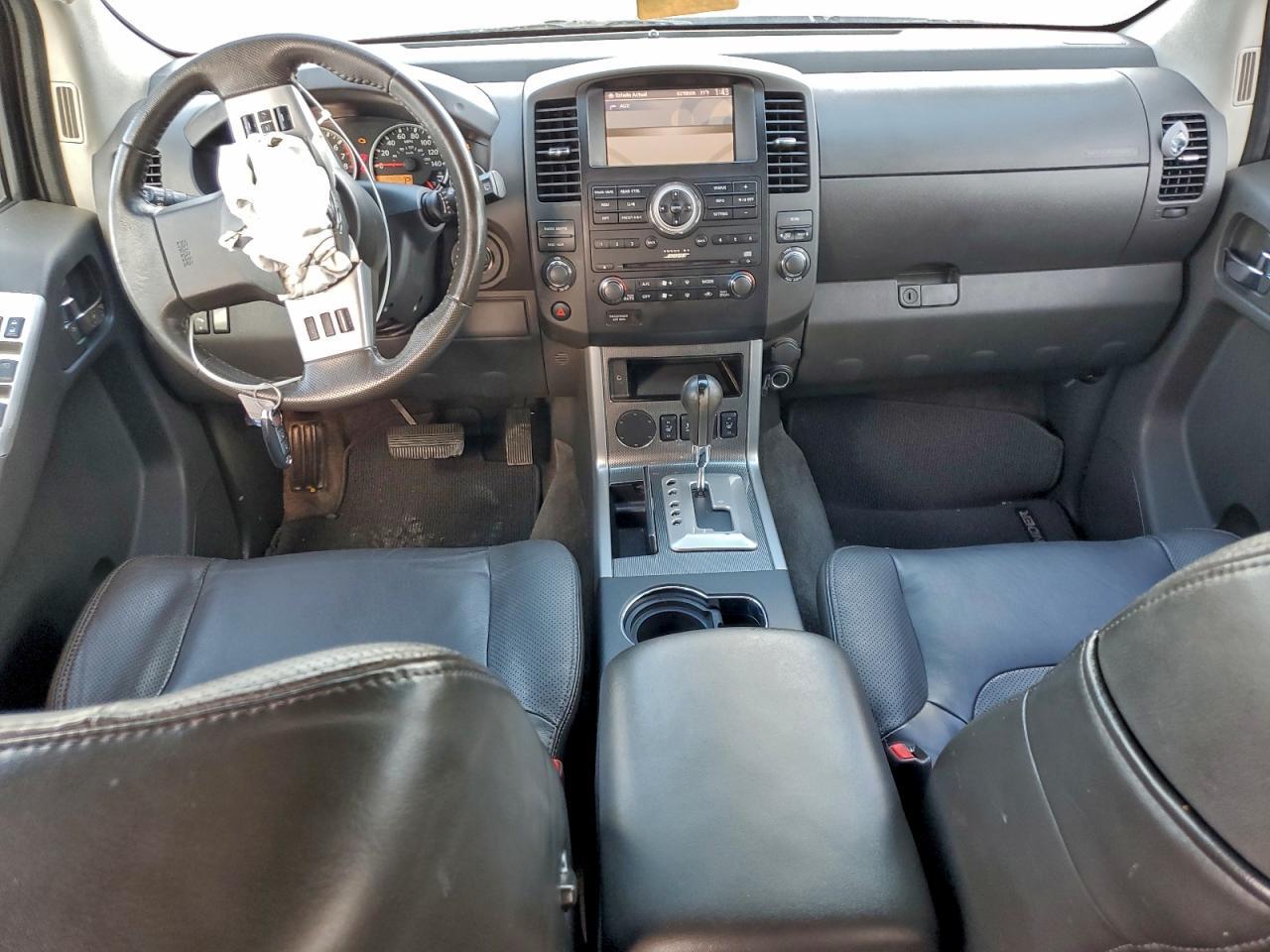 2012 NISSAN PATHFINDER