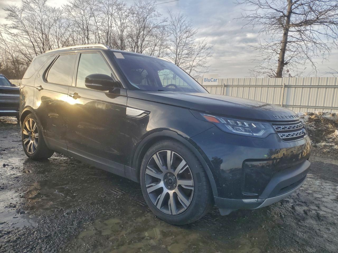 2017 LAND ROVER Discovery