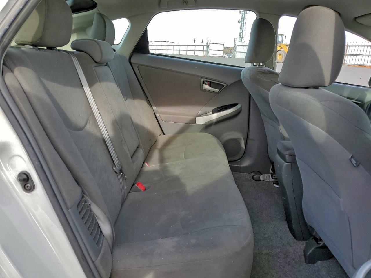 2011 TOYOTA PRIUS