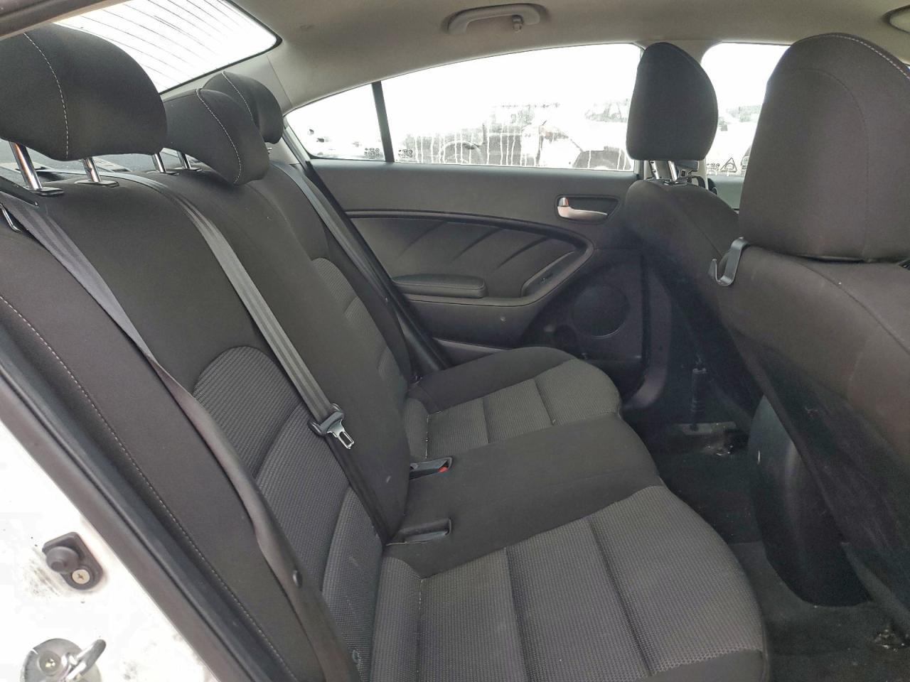 2017 KIA FORTE