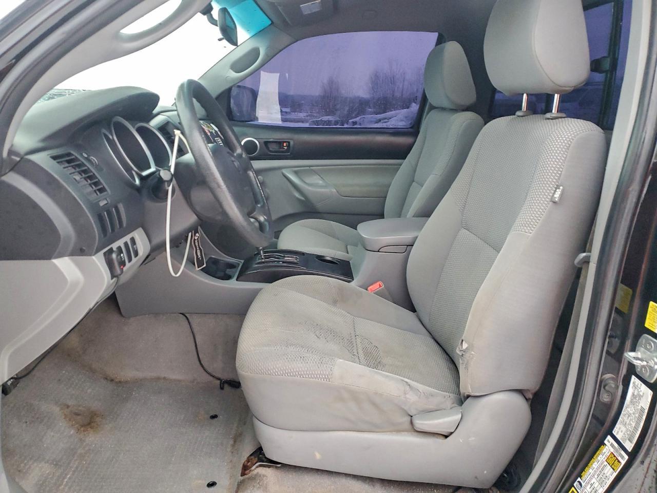 2011 TOYOTA TACOMA