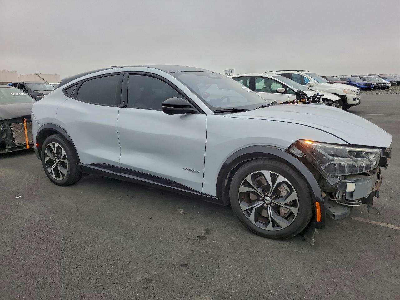 2023 FORD Mustang Mach-E