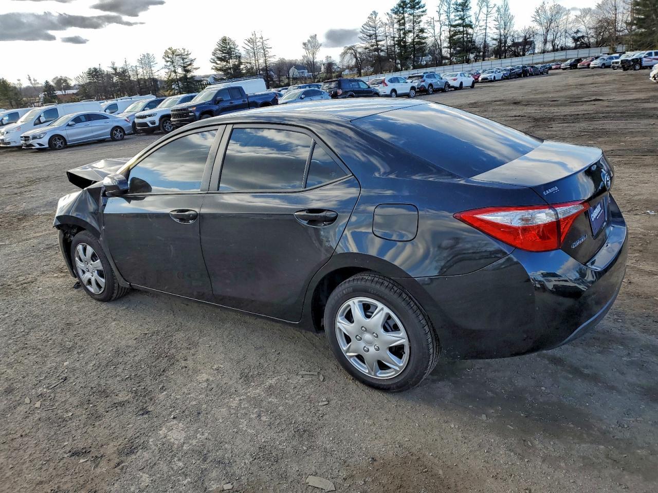 2015 TOYOTA COROLLA
