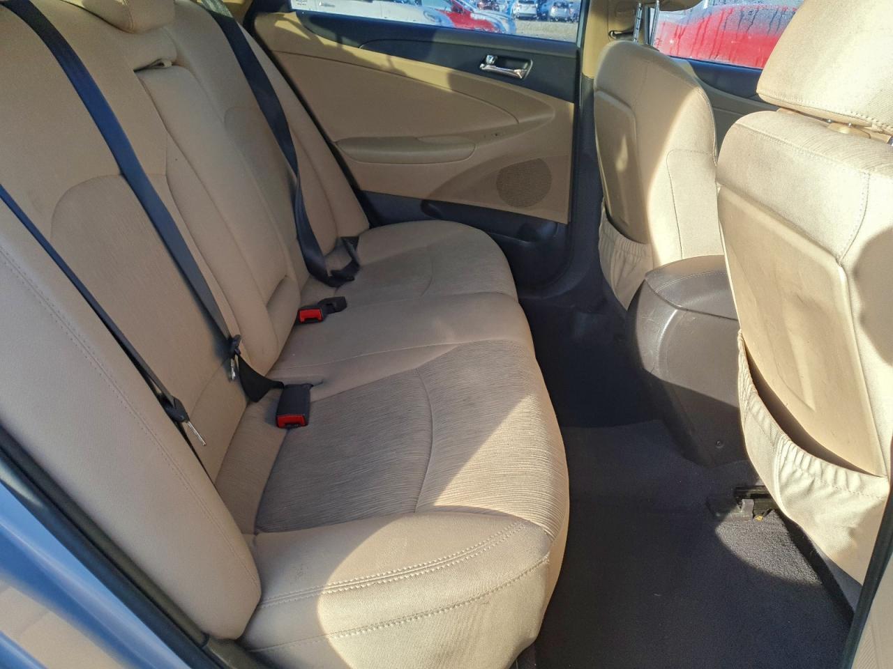 2011 HYUNDAI SONATA
