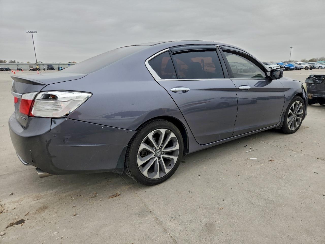 2015 HONDA ACCORD