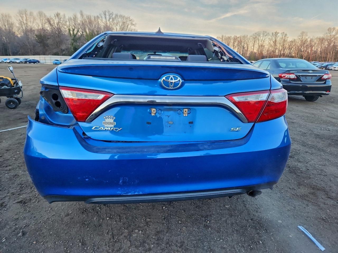 2017 TOYOTA CAMRY
