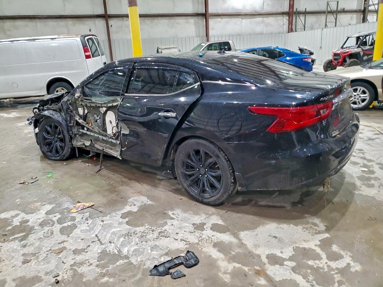 2018 NISSAN Maxima