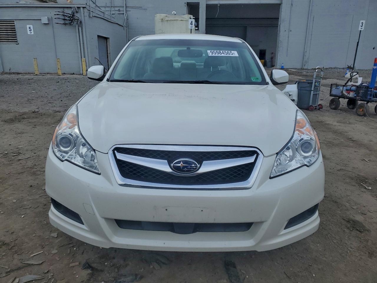 2012 SUBARU Legacy