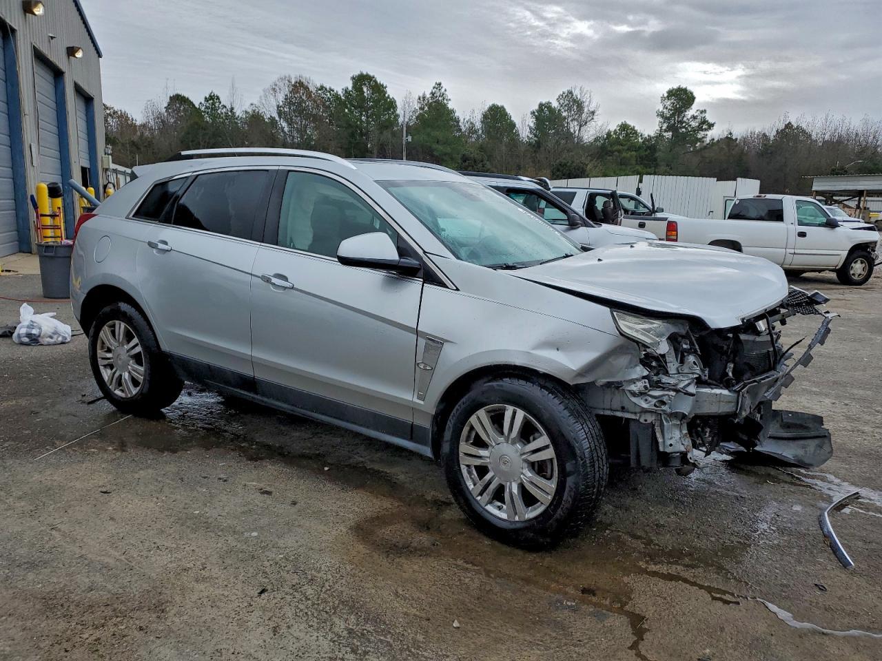 2010 CADILLAC SRX