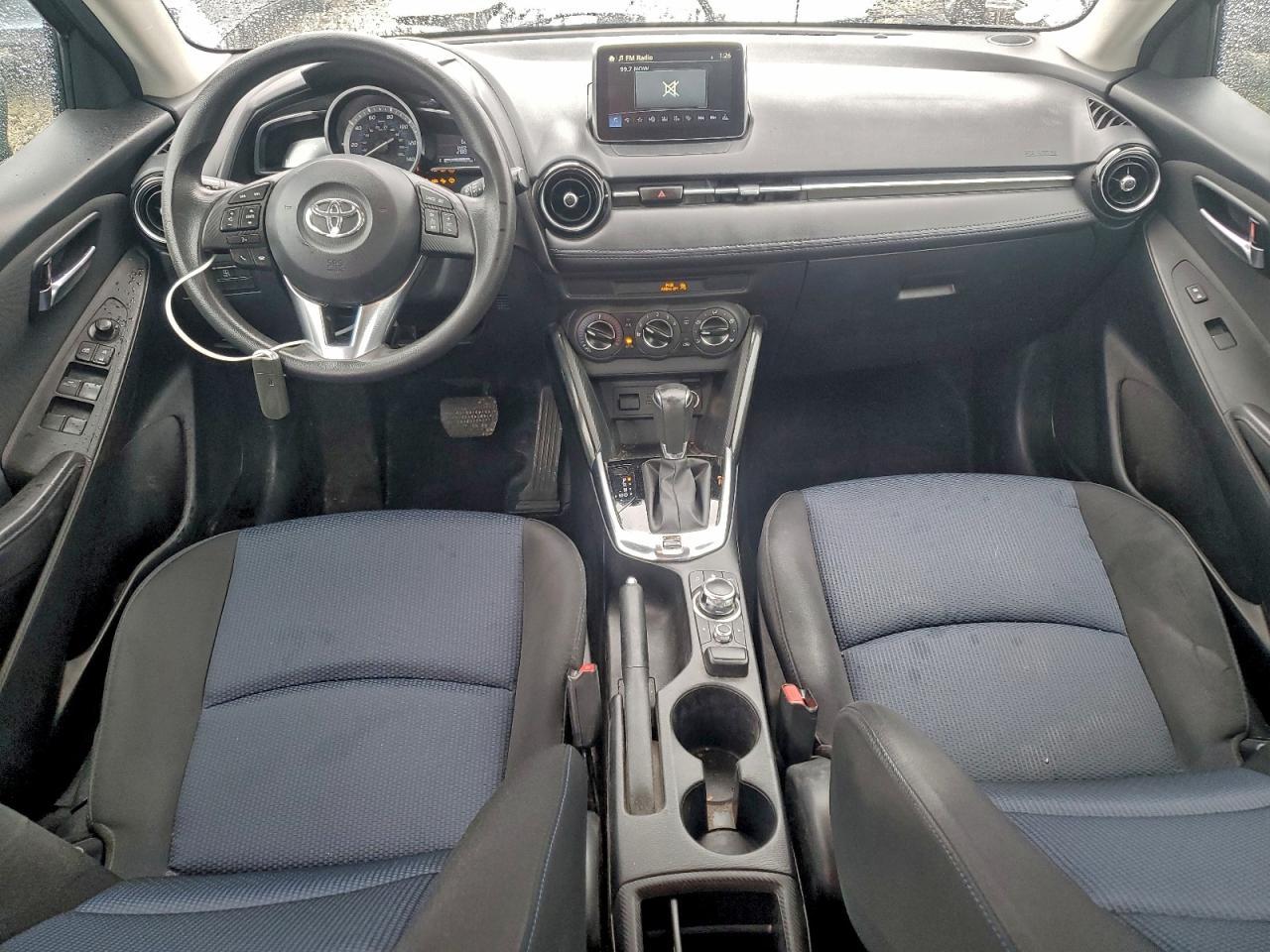 2017 TOYOTA YARIS