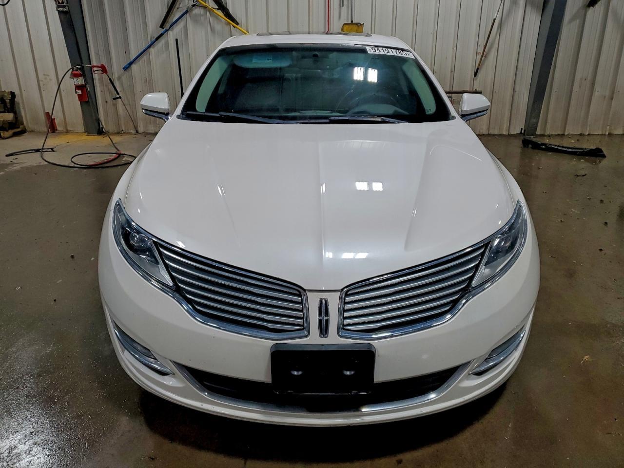 2016 LINCOLN MKZ