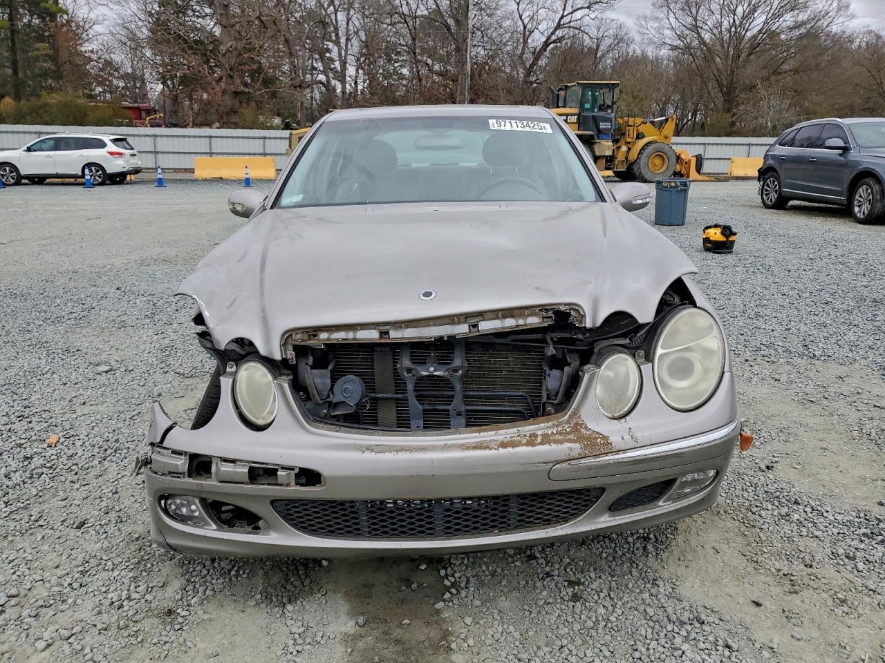 2003 MERCEDES-BENZ E-Class