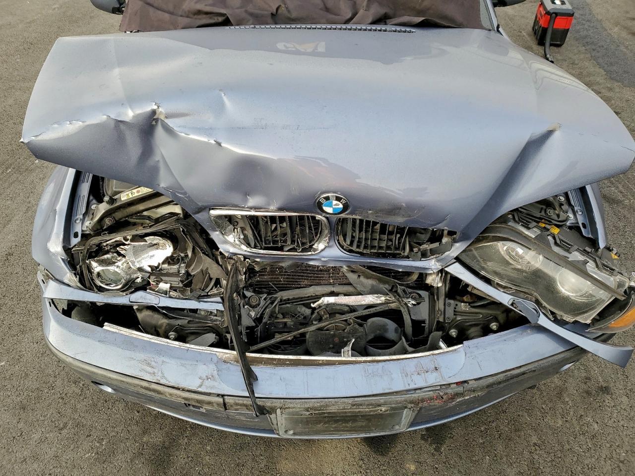 2002 BMW 3 SERIES