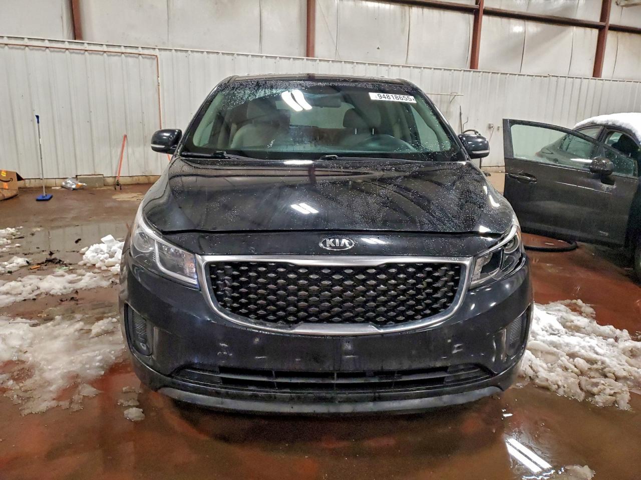 2016 KIA SEDONA
